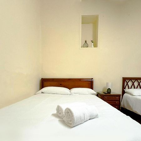 Ferienwohnung Habitacion Priavada En Piso Compartido Atocha Madrid Exterior foto